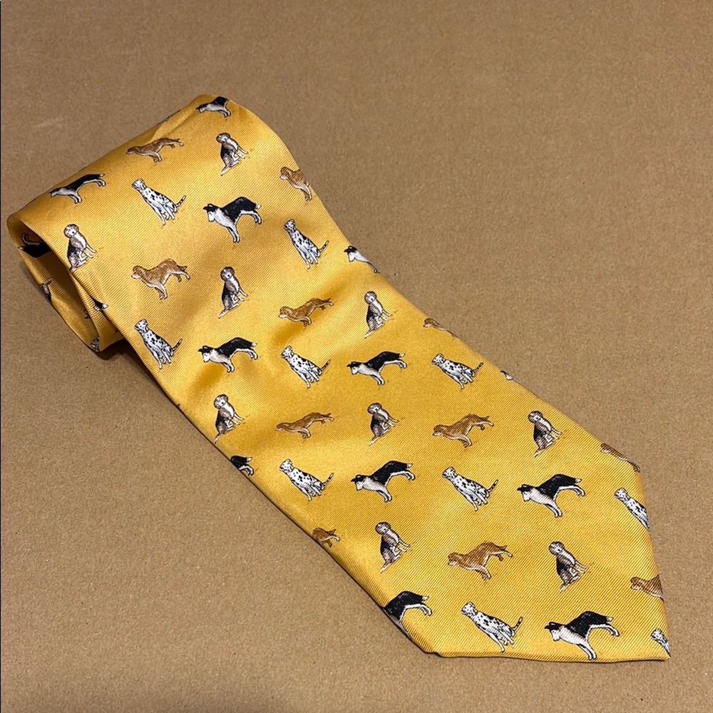 Grant Thomas Yellow Dog Patterned Men's Repp Tie 57”